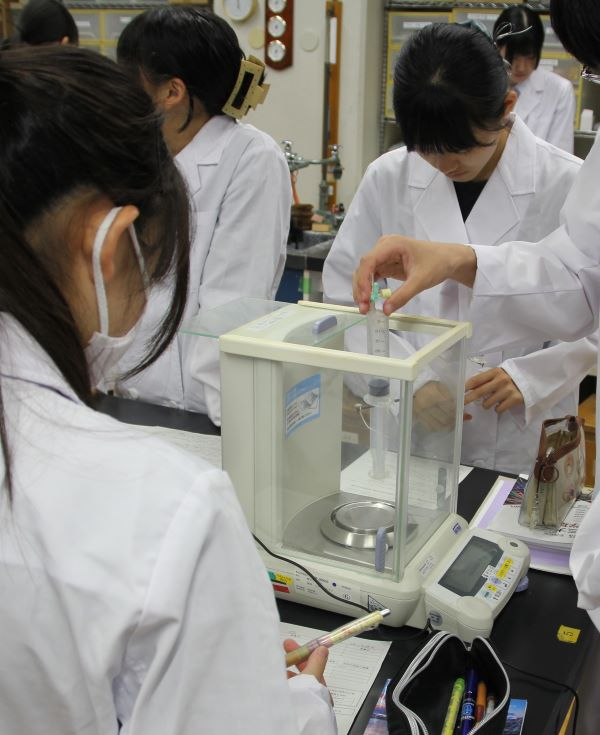 070620 化学基礎実験 (19).JPG